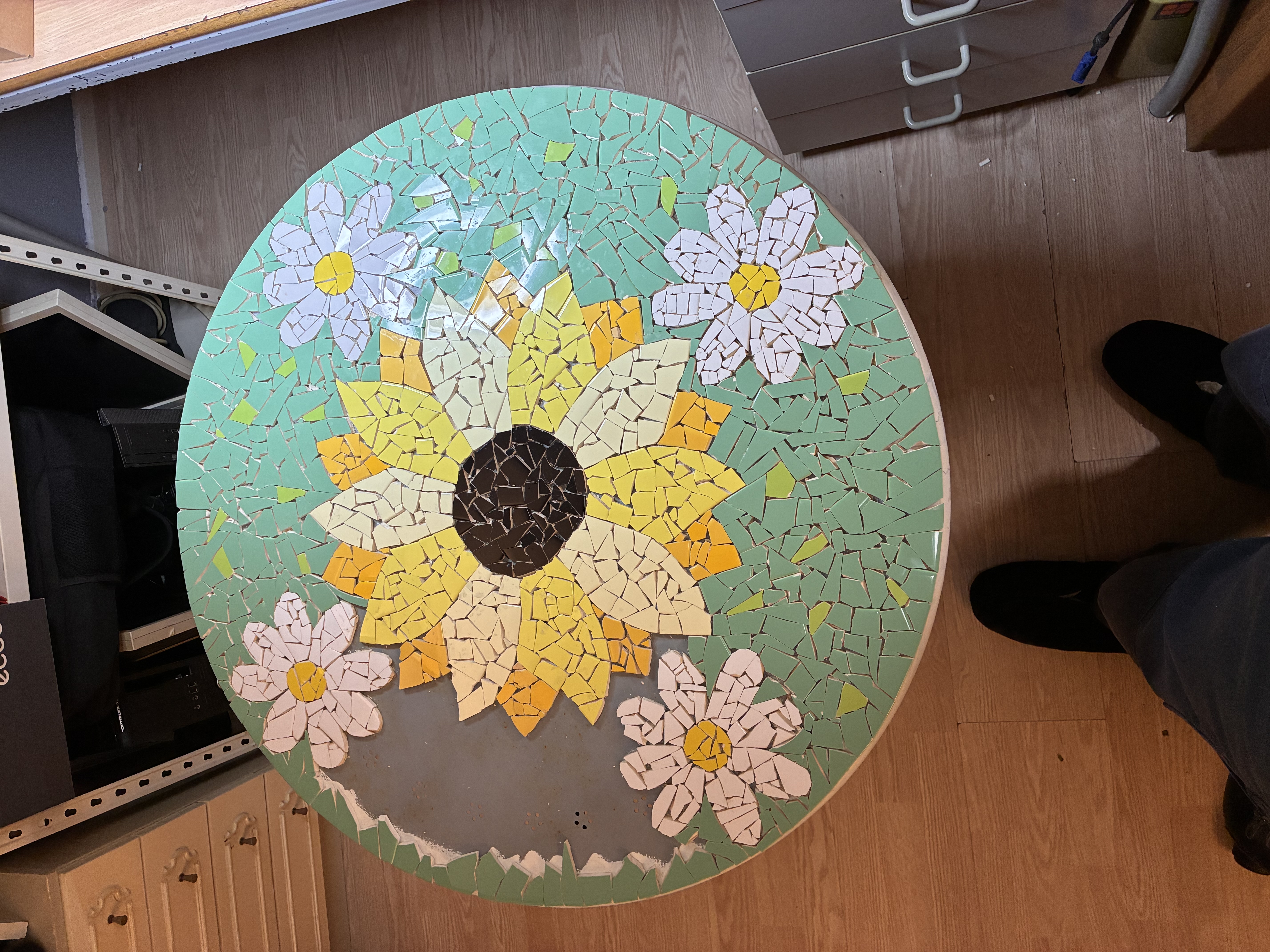 Foto 25 bij artikel "Daar is die dan, het project: De Mozaiektafel!".