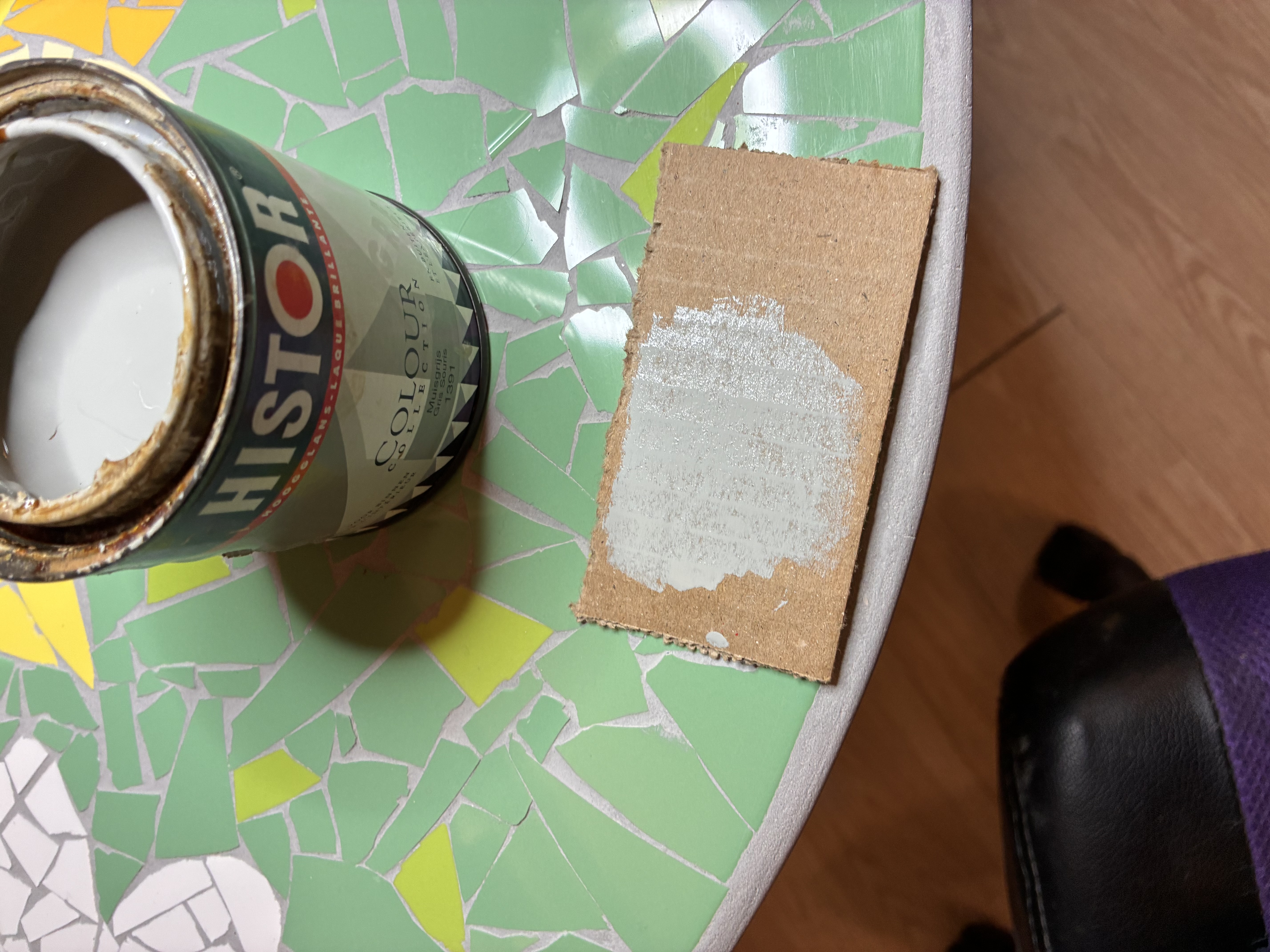 Foto 4 bij artikel "Daar is die dan, het project: De Mozaiektafel!".