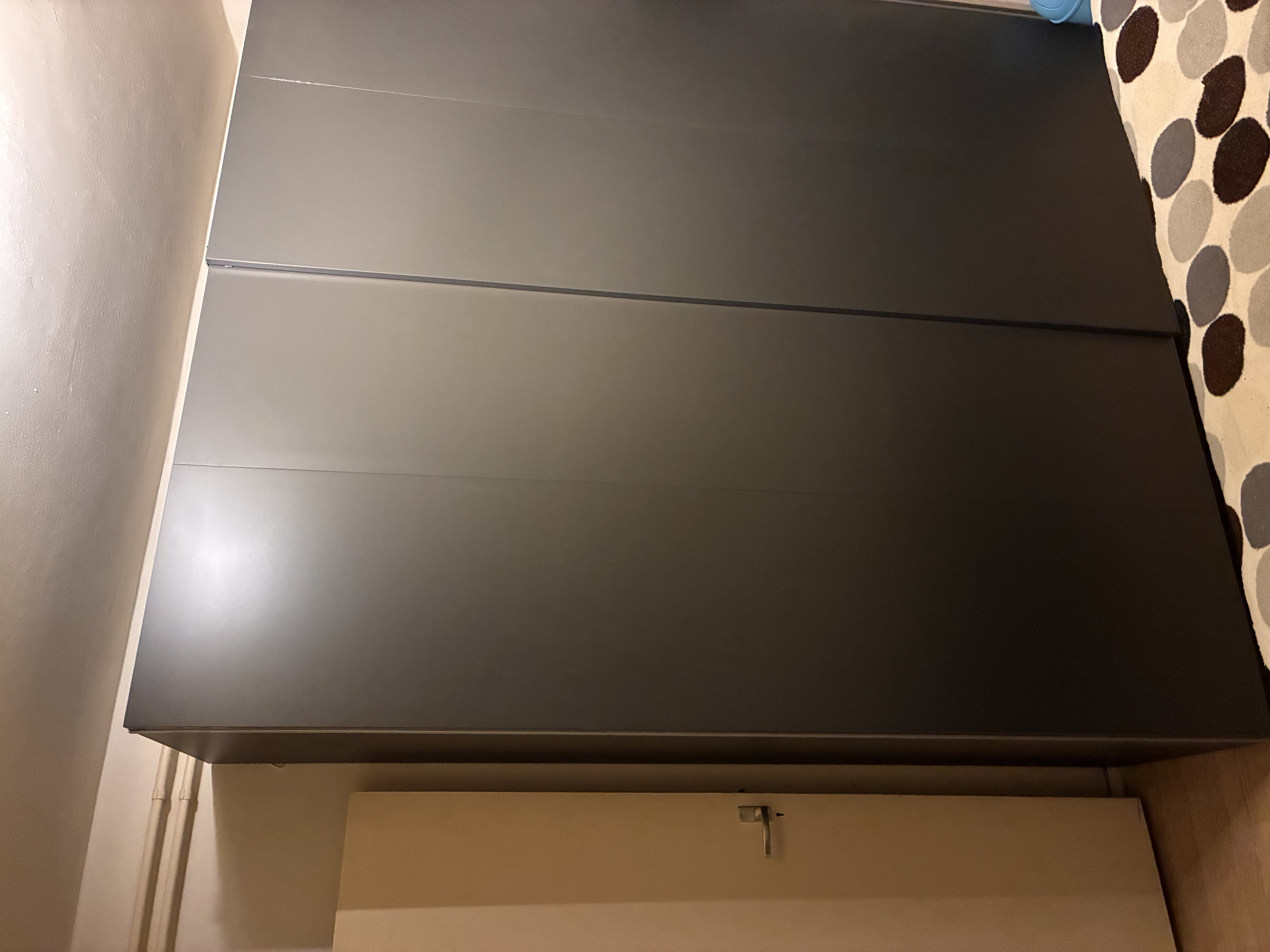 Foto 4 bij artikel "Nieuwe IKEA kledingkast gebouwd".